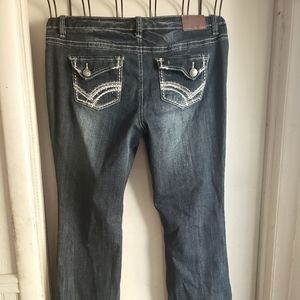 Maurices Size 16 Bootcut Mid Rise Jeans